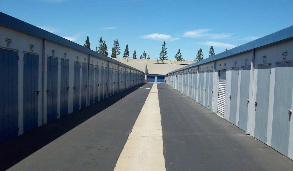 Mini Public Self Storage | 11342 Western Ave, Stanton, CA 90680 | Phone: (714) 881-0051