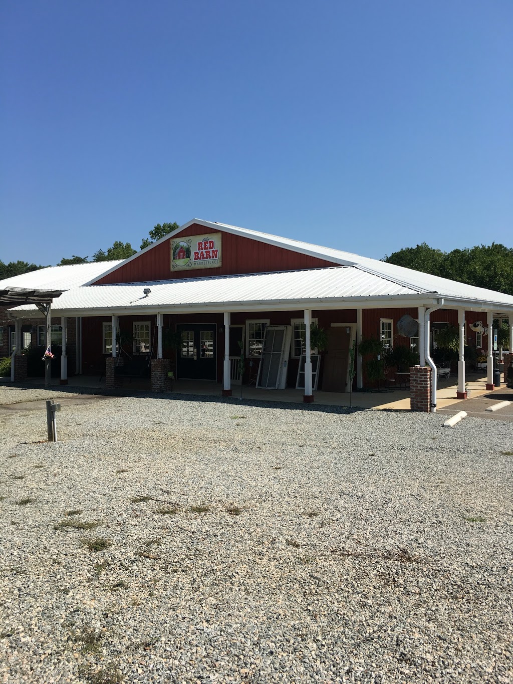 The Red Barn Marketplace | 1612 N Highway 16, Denver, NC 28037, USA | Phone: (704) 966-1358