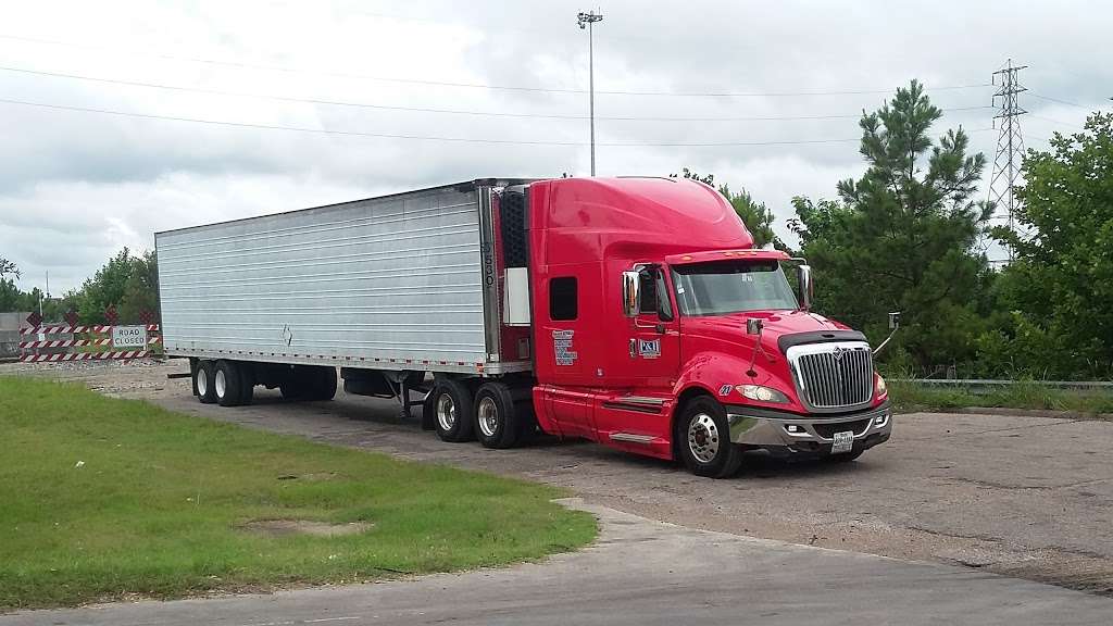 Houston Truck Wash & Lube, Inc. | 7821 Lyons Ave, Houston, TX 77029, USA | Phone: (713) 670-7700