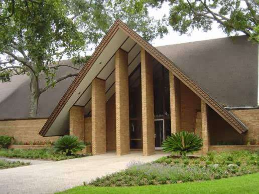 Memorial Church of Christ, Houston | 900 Echo Ln, Houston, TX 77024, USA | Phone: (713) 464-0271