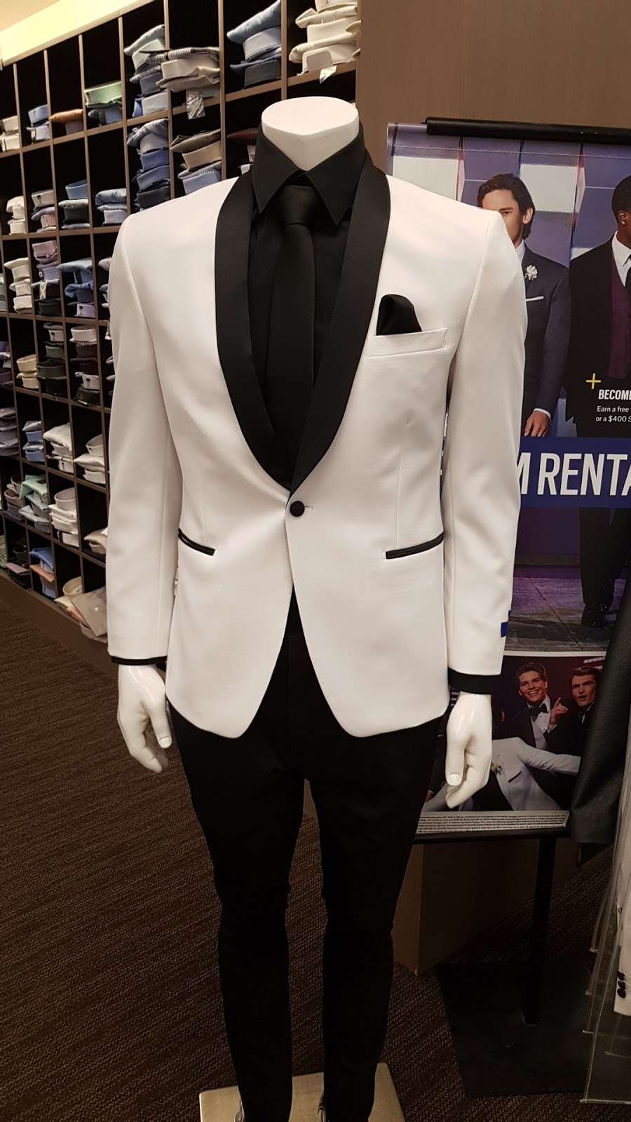 Mens Wearhouse | 2500 Chemical Road Space S-12a, Plymouth Meeting, PA 19462, USA | Phone: (610) 567-5818