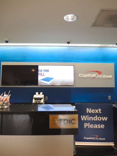 Capital One Bank | 1629 S Voss Rd, Houston, TX 77057, USA | Phone: (713) 735-4840