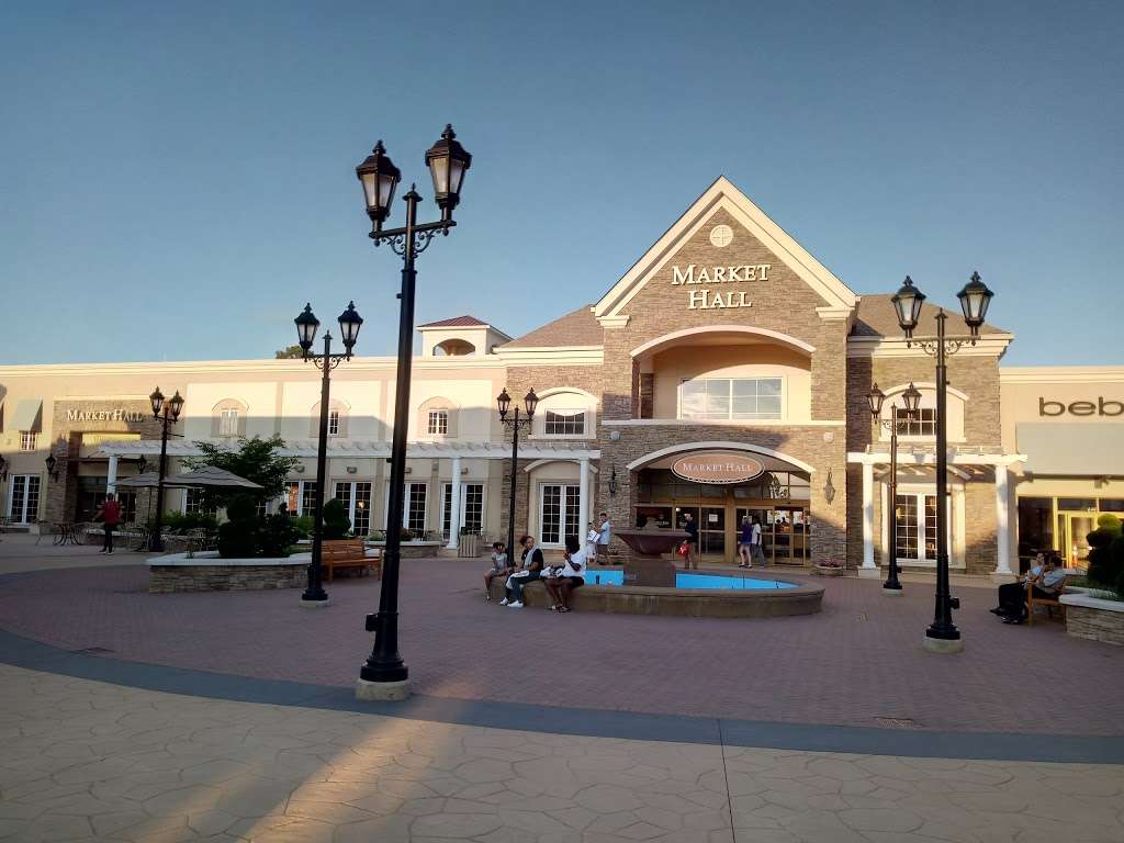 Charlotte Premium Outlets | 5404 New Fashion Way, Charlotte, NC 28278, USA | Phone: (704) 523-8865