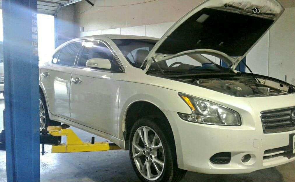 Auto Z Repairs | 10624 I-35, San Antonio, TX 78233, United States | Phone: (210) 300-5353