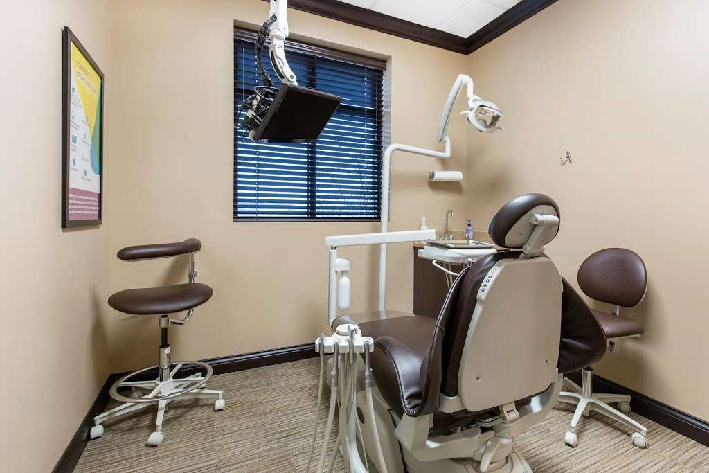 Romeoville Smiles Dentistry | 450 S Weber Rd, Romeoville, IL 60446, USA | Phone: (815) 782-8882