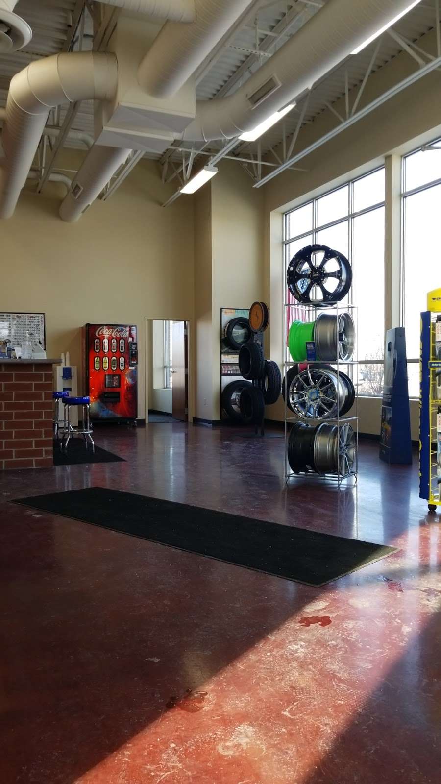 Tire Central | 214 S Raceway Rd, Indianapolis, IN 46231 | Phone: (317) 209-0111