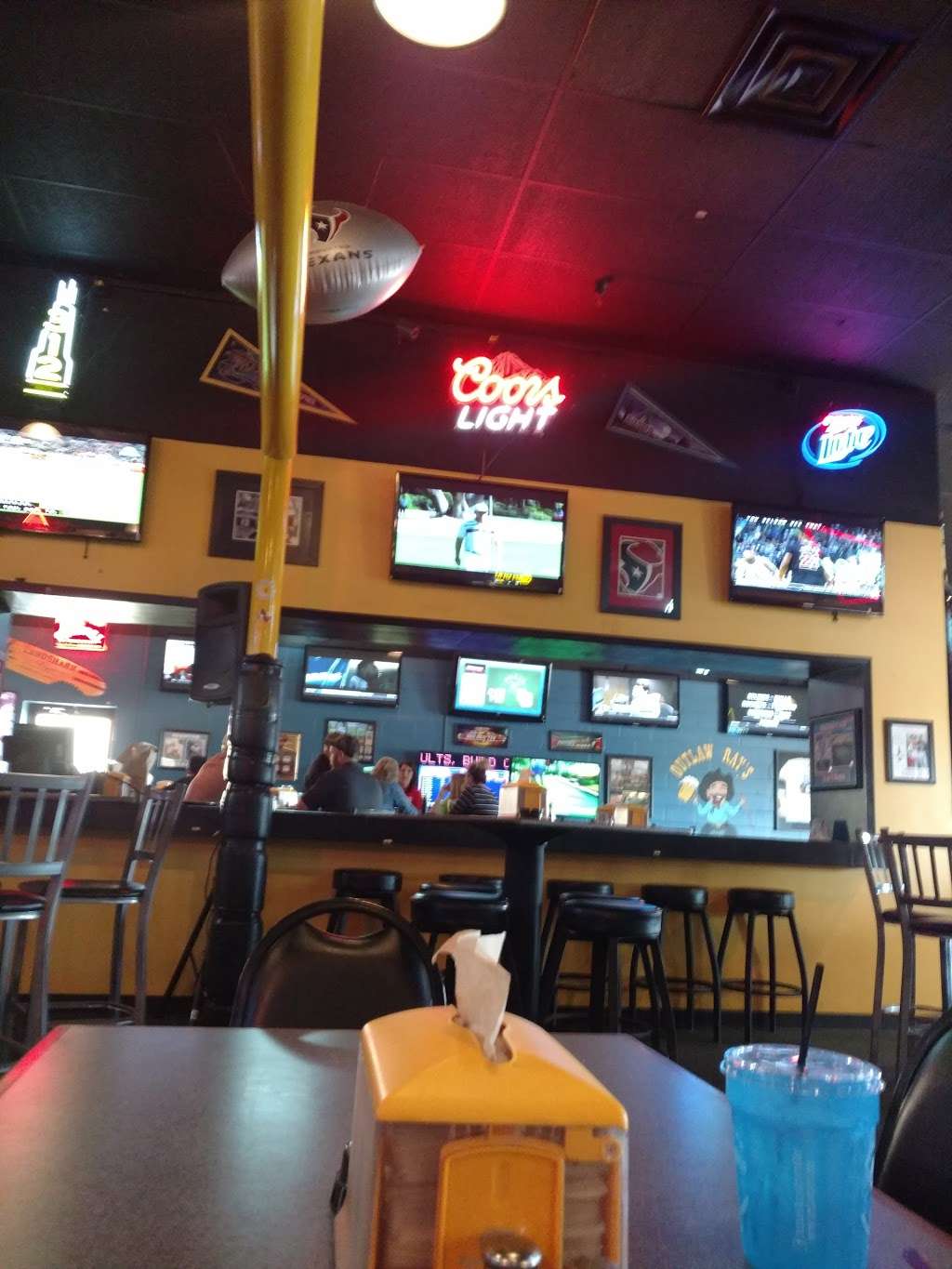 Outlaw Rays Grill & Bar | 14028 FM 2100, Crosby, TX 77532, USA | Phone: (281) 328-8460