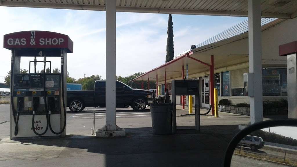 Dixon Gas & Shop | 7864 Schroeder Rd, Dixon, CA 95620, USA | Phone: (707) 678-9467