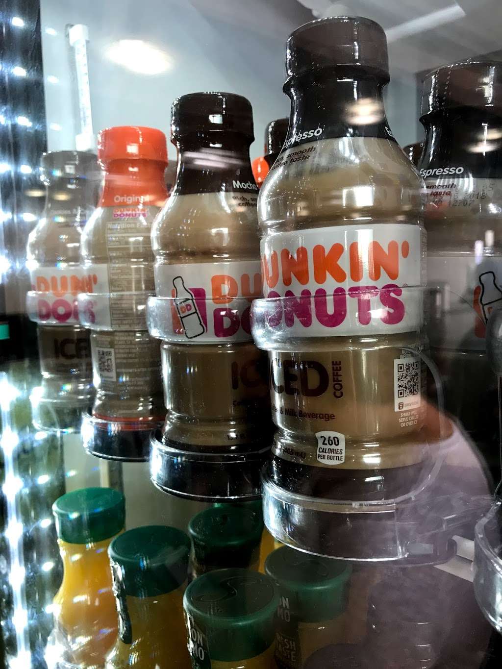 Dunkin Donuts | 1 Harborside Dr, Boston, MA 02128, USA