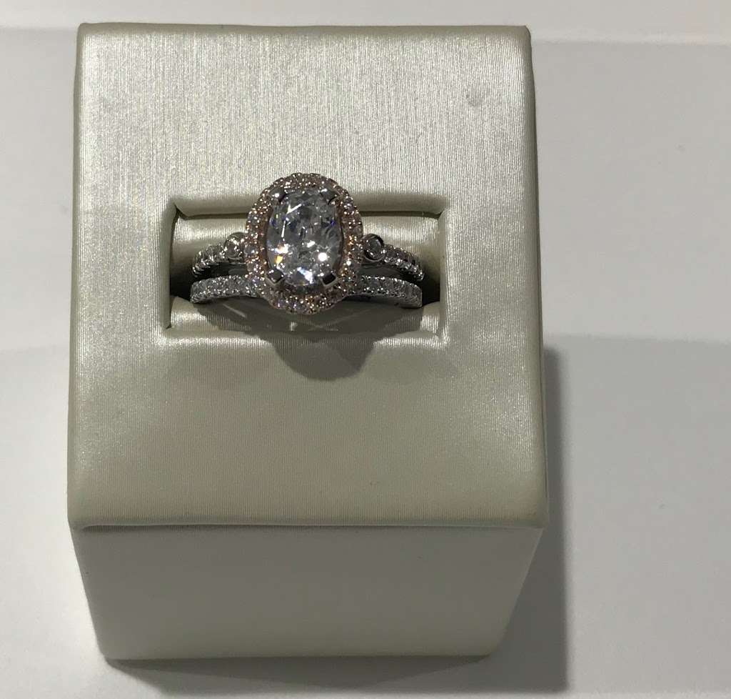 Charlies Diamond Jewelers | 3500 W 95th St, Evergreen Park, IL 60805, USA | Phone: (708) 581-5840