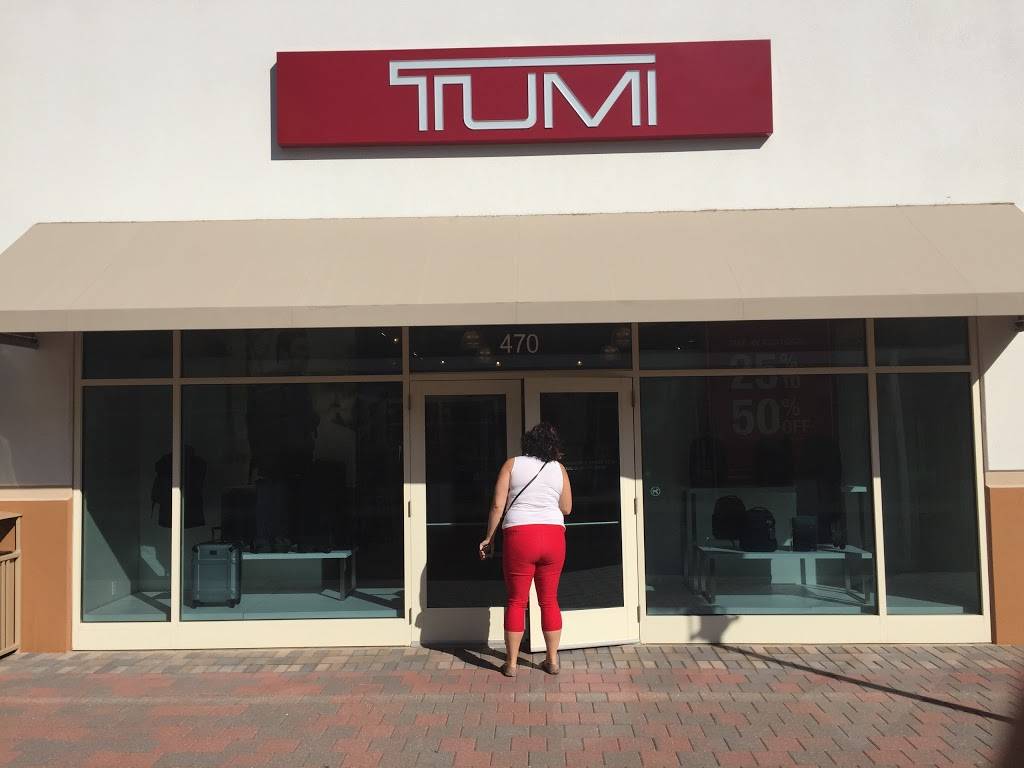 TUMI Outlet Store - Grand Prairie Premium Outlets | 2950 West, I-20 Suite 470, Grand Prairie, TX 75052 | Phone: (972) 606-4544