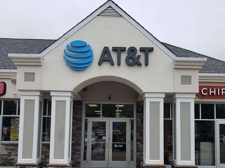 AT&T Store | 371 Putnam Pike Suite 350, Smithfield, RI 02917, USA | Phone: (401) 231-0610