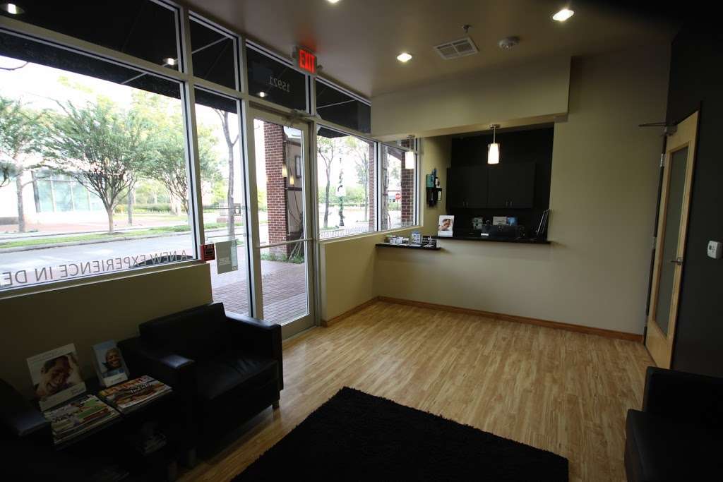 FLOSS Dental- Sugar Land | 15921 City Walk, Sugar Land, TX 77479 | Phone: (281) 864-3470