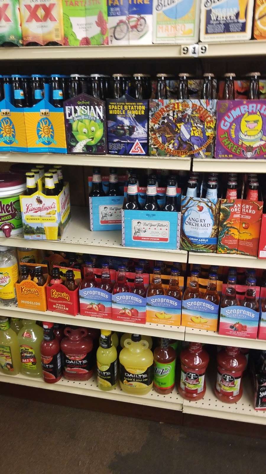 Save-On Liquor | 1912 Main St, Elwood, IN 46036, USA | Phone: (765) 557-0476