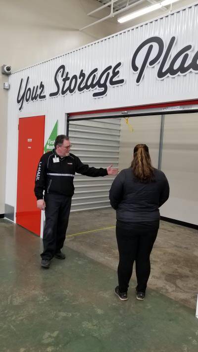 U-Haul Moving & Storage at The Bedford Automile | 19000 Rockside Rd, Bedford, OH 44146, USA | Phone: (440) 374-8808