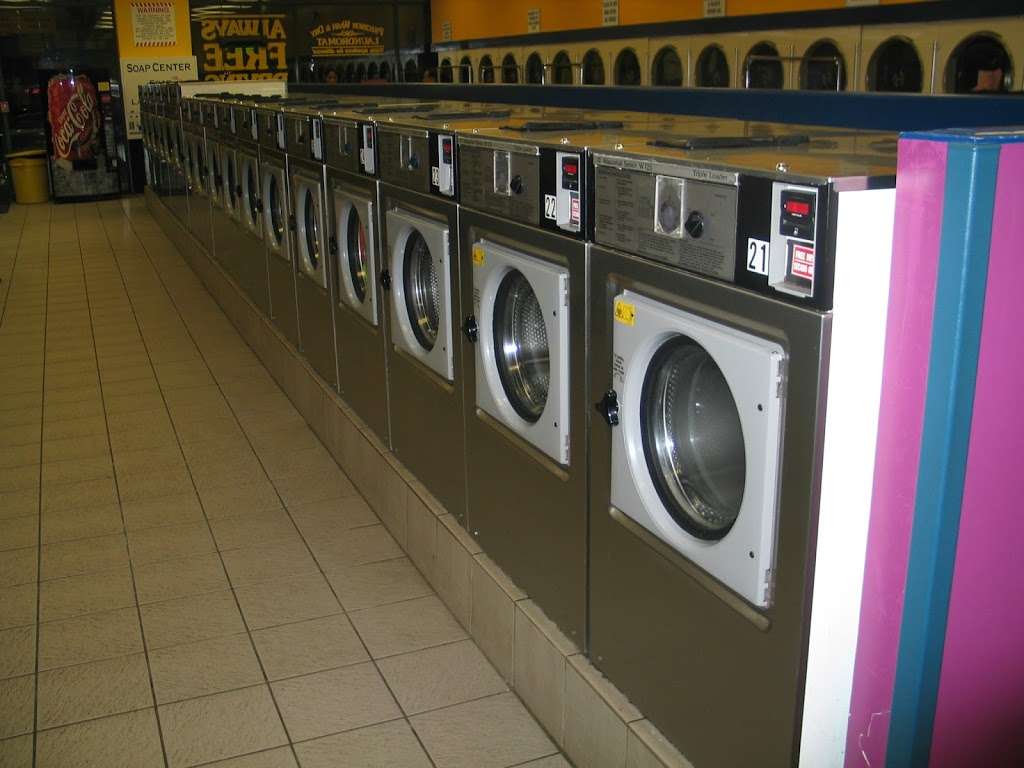 Precision Wash & Dry Laundry | 290 White St, Danbury, CT 06810, USA | Phone: (203) 791-0278