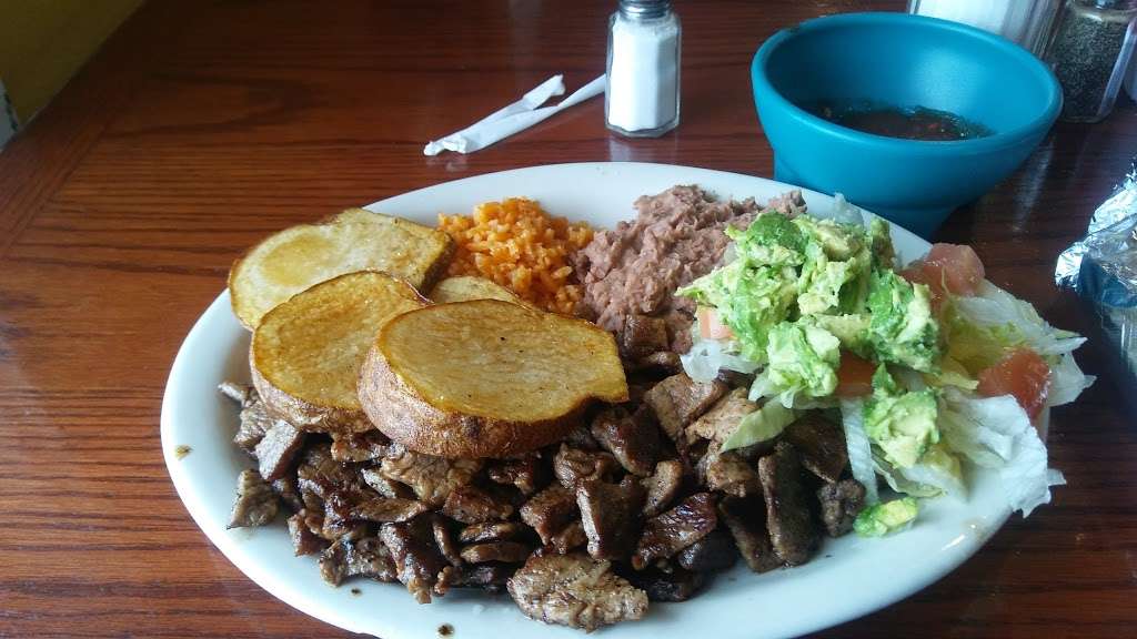 Susanas Mexican Restaurant And Catering | 2223 S Zarzamora St, San Antonio, TX 78207, USA | Phone: (210) 368-9340