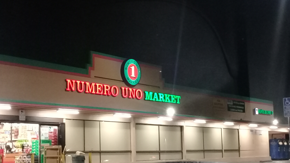 Numero Uno Market Laurel Canyon Blvd Pacoima Ca Usa