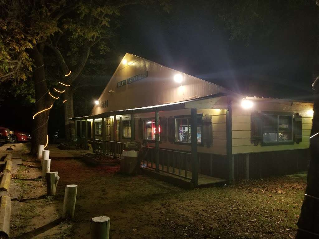 Relay Station Restaurant | 15680 TX-105, Plantersville, TX 77363, USA | Phone: (936) 894-3111