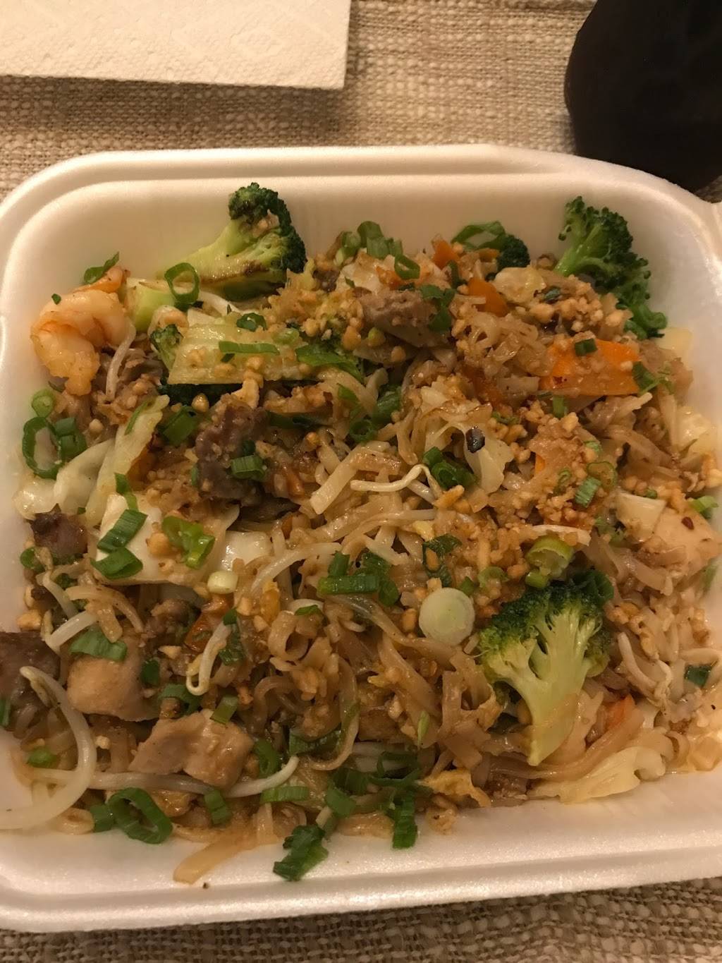 Thai Sayarm Restaurant | 4426 SE 44th St, Oklahoma City, OK 73135, USA | Phone: (405) 672-4904