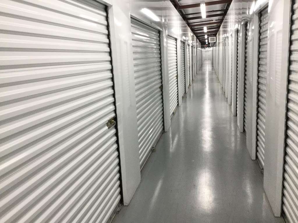 Life Storage | 3900 N Tenaya Way, Las Vegas, NV 89129, USA | Phone: (725) 666-2676