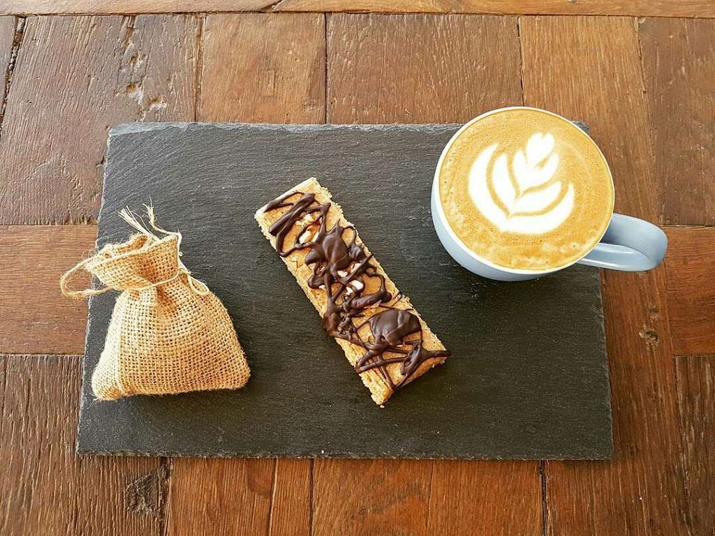 The Common Espresso Bar London | 10 Clapham Park Rd, London SW4 7BB, UK | Phone: 020 8089 3867
