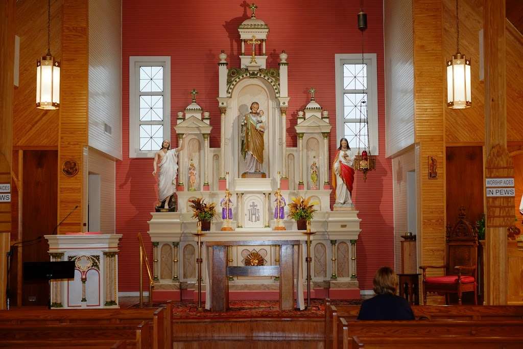 St Joseph Catholic Mission | 11323 County Rd 304, Navasota, TX 77868 | Phone: (936) 894-2223