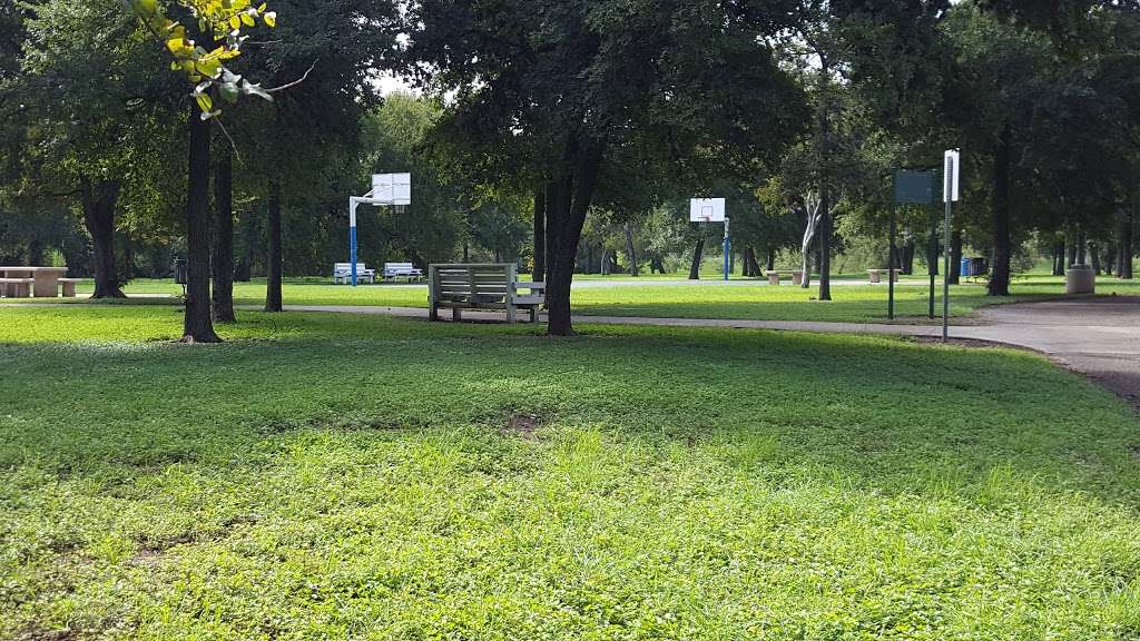 Martin Luther King Park Trailhead | Salado Creek Greenway, San Antonio, TX 78220, USA