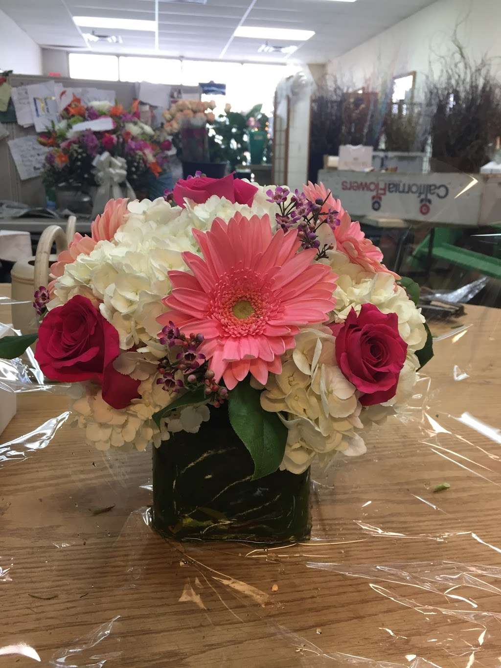 Mums the Word Floral Shoppe | 129 Merchants Way, Marlton, NJ 08053, USA | Phone: (856) 988-9277