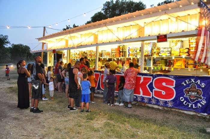 Palmers Fireworks Stands | 2795 Dowdy Ferry Rd, Dallas, TX 75217 | Phone: (972) 286-2902