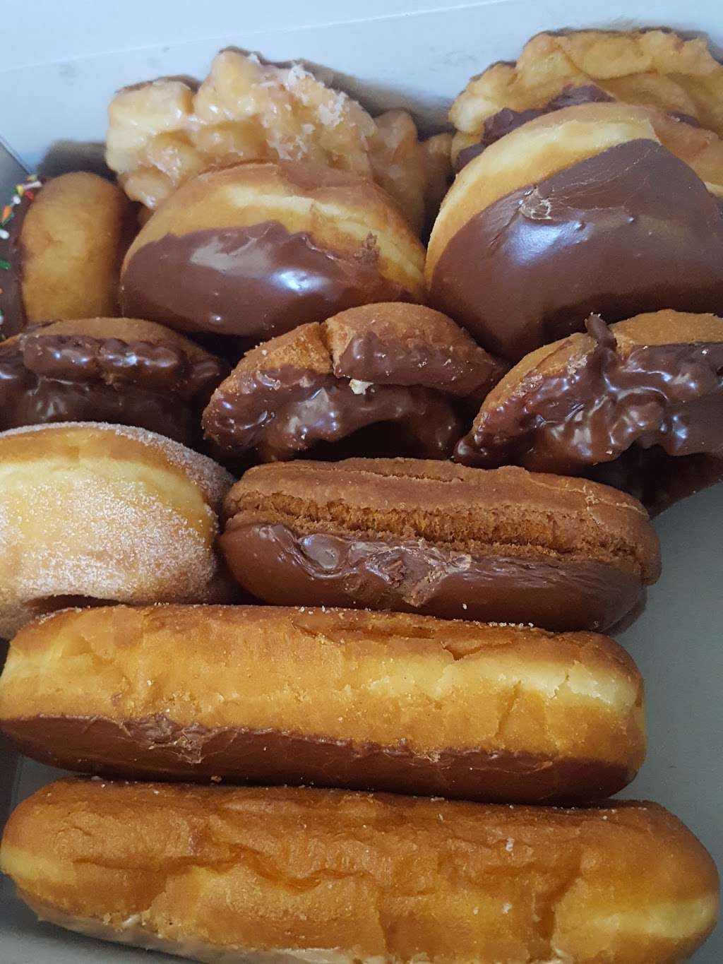 Jelly Donuts | 1475 Southwest Blvd, Rohnert Park, CA 94928 | Phone: (707) 795-3378