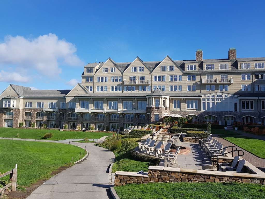 Half Moon Bay Golf Links | 2 Miramontes Point Rd, Half Moon Bay, CA 94019, USA | Phone: (650) 726-1800