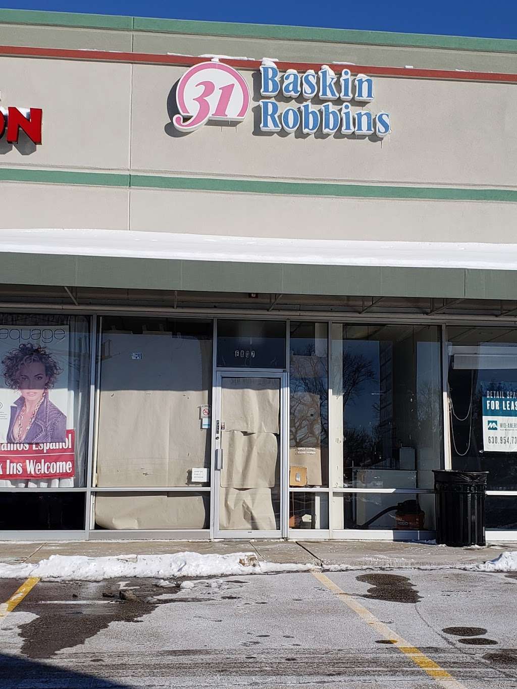 Baskin-Robbins | 807 E Rollins Rd, Round Lake Beach, IL 60073, USA