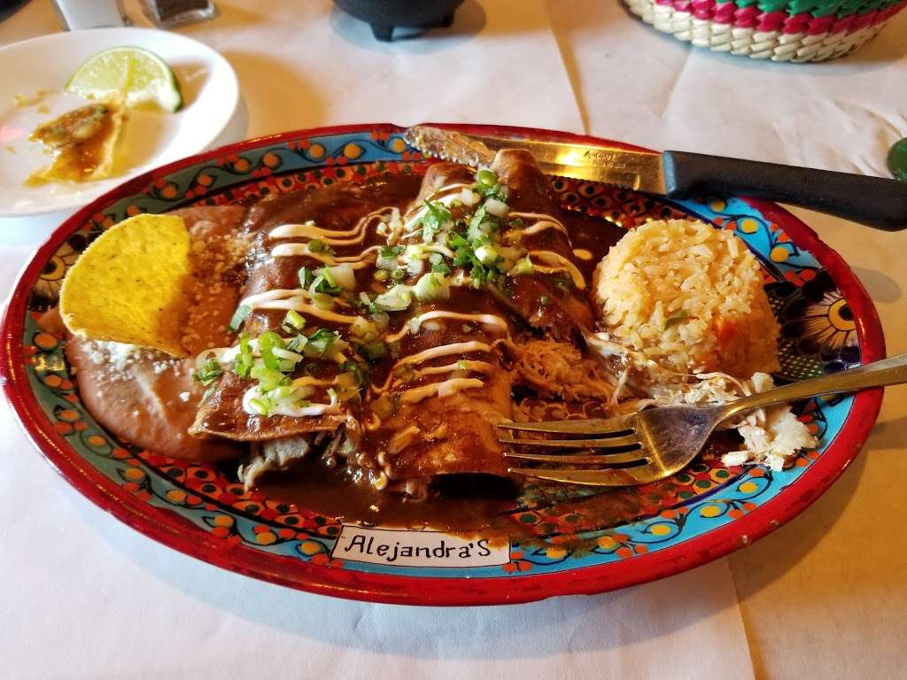 Alejandras Mexican Restaurant | 400 W North Ave, Northlake, IL 60164, USA | Phone: (708) 562-1000