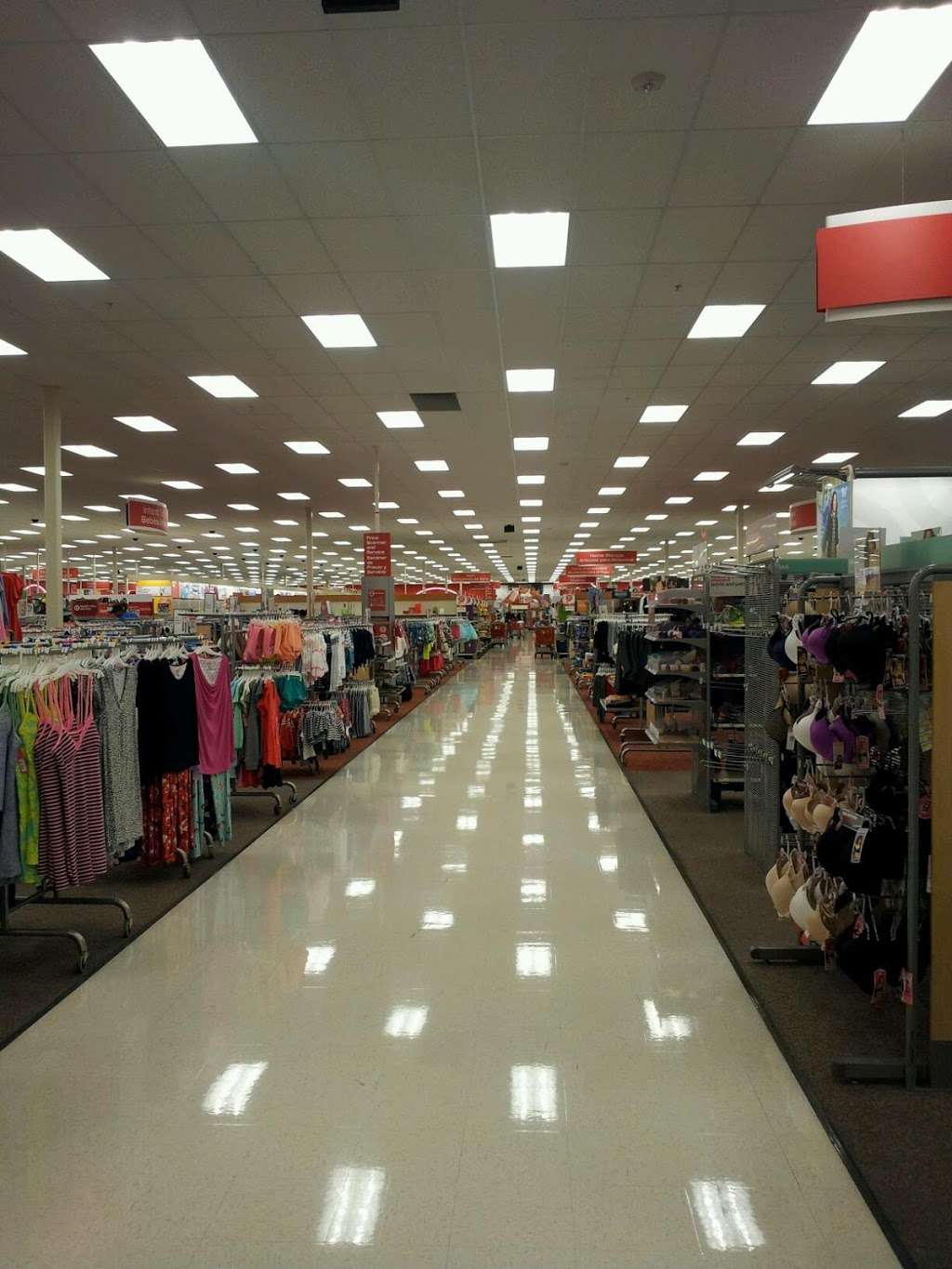 Target | 746 Northwest Loop 410, San Antonio, TX 78216, USA | Phone: (210) 424-2301