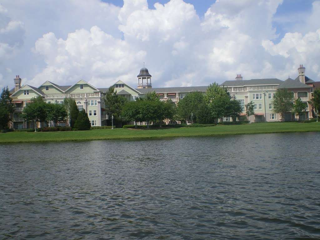 Boat Launch - Disneys Saratoga Springs Resort & Spa | Orlando, FL 32836