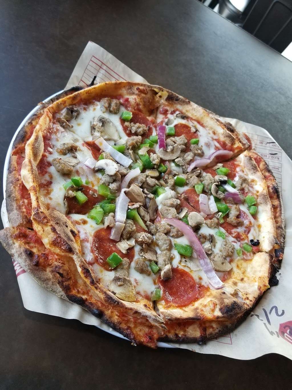 MOD Pizza | 701 N Milwaukee Ave #364, Vernon Hills, IL 60061 | Phone: (847) 281-0177