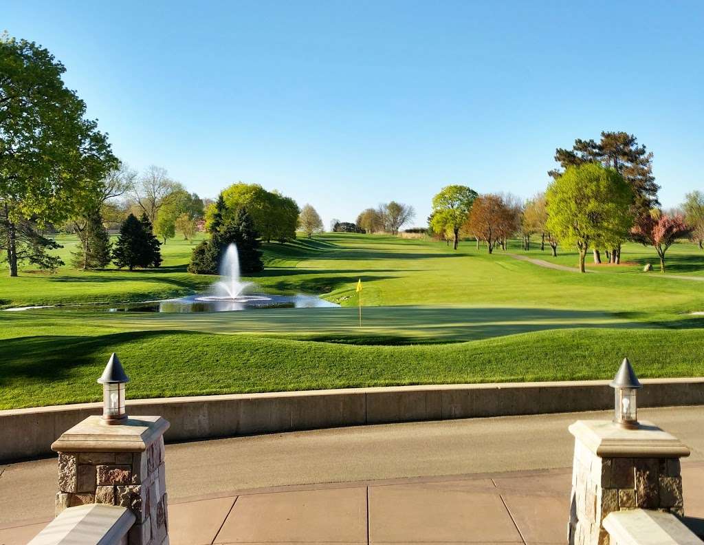 Arrowhead Golf Club | 26W151 Butterfield Rd, Wheaton, IL 60189, USA | Phone: (630) 653-5800