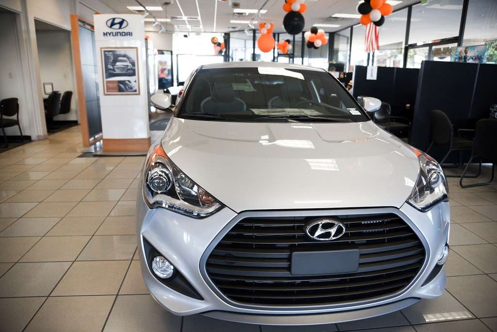 Chapman Hyundai | 999 W Bell Rd, Phoenix, AZ 85023 | Phone: (602) 344-6930