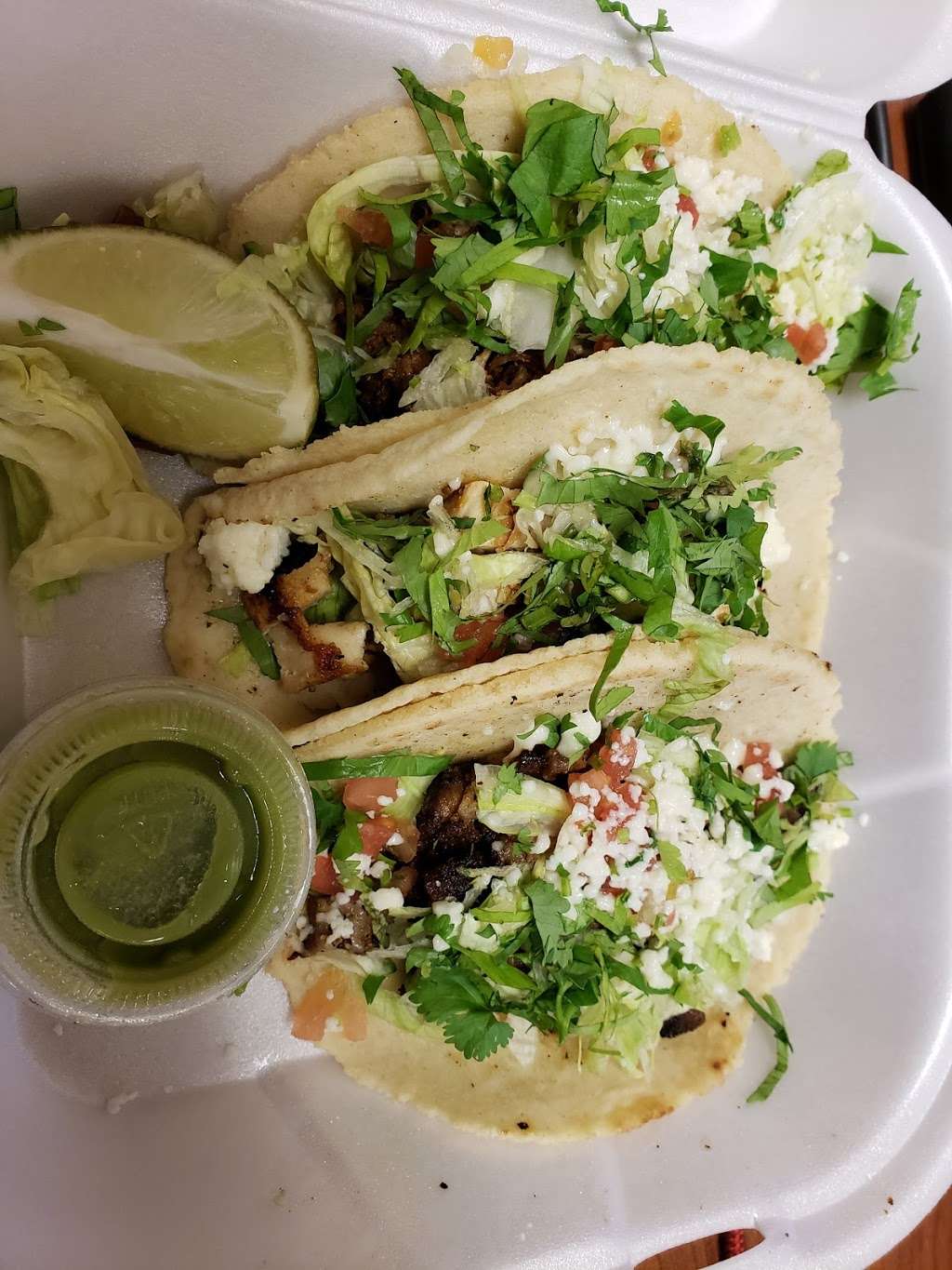 Tacos Y Antojitos Emanuel | 4015 Broadway Ave, West Palm Beach, FL 33407, USA | Phone: (561) 797-5711