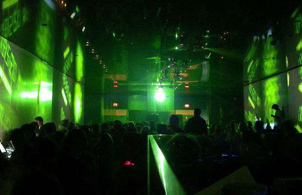 Mollys Crib and Hookah Lounge | 873 N Paulina St, Chicago, IL 60622, USA