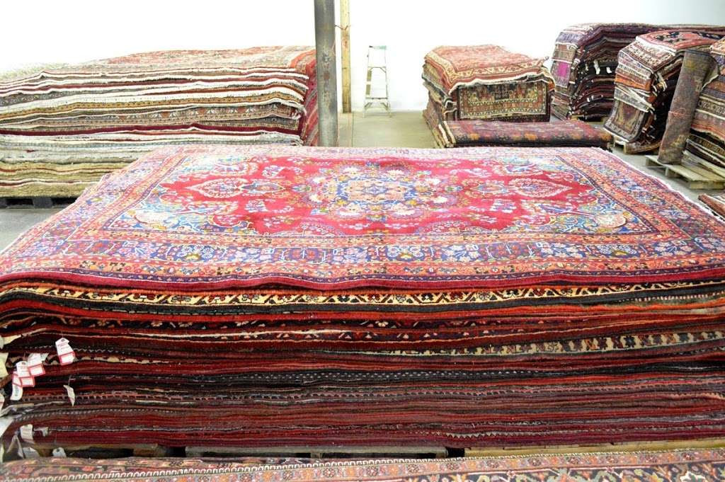 Antique Rug Bazaar | 120 Pratt Oval, Glen Cove, NY 11542 | Phone: (516) 607-0070