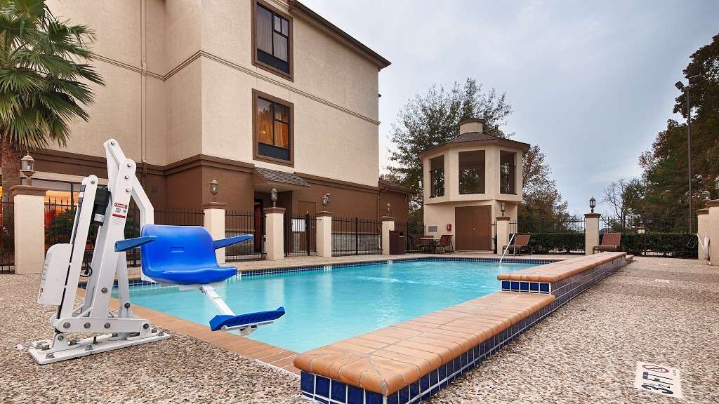 Best Western Plus North Houston Inn & Suites | 14753 North Fwy, Houston, TX 77090, USA | Phone: (281) 873-7575