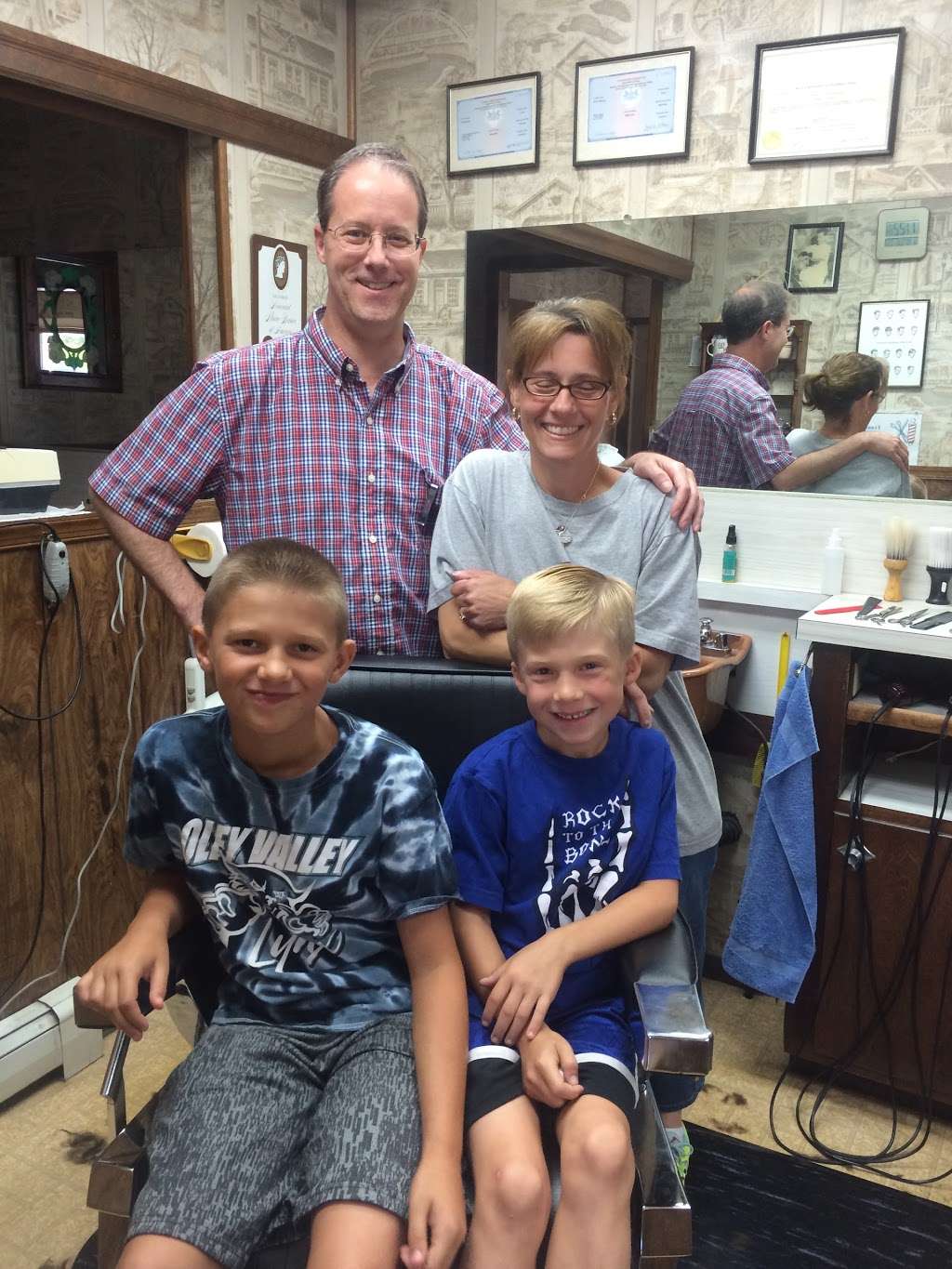 Frank & Josies Barbershop | 17 Deturk Rd, Oley, PA 19547 | Phone: (610) 987-6208