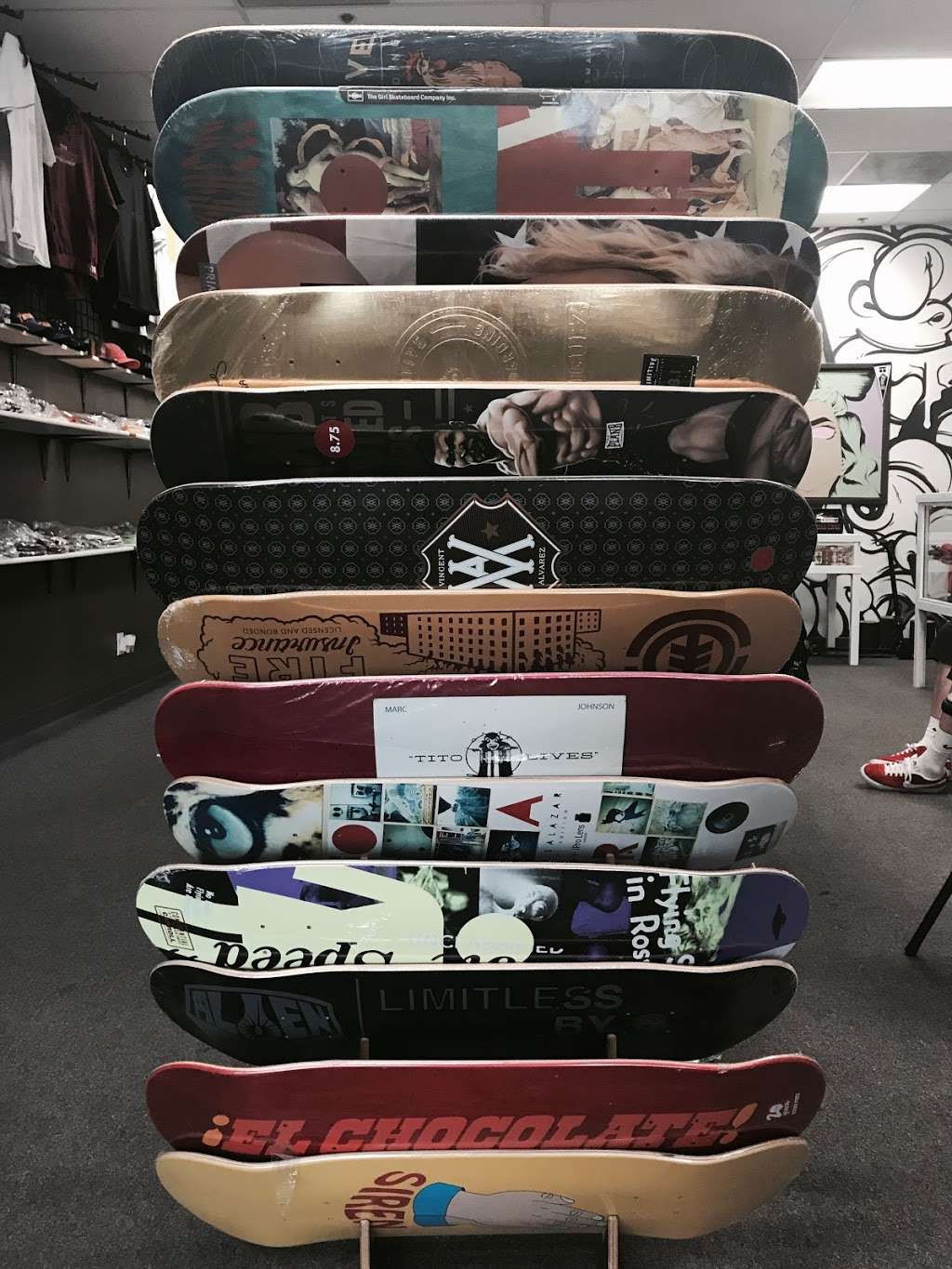 The Avenue Board Shop | 2210 E Highland Ave Suite #109, San Bernardino, CA 92404, USA | Phone: (909) 362-7815