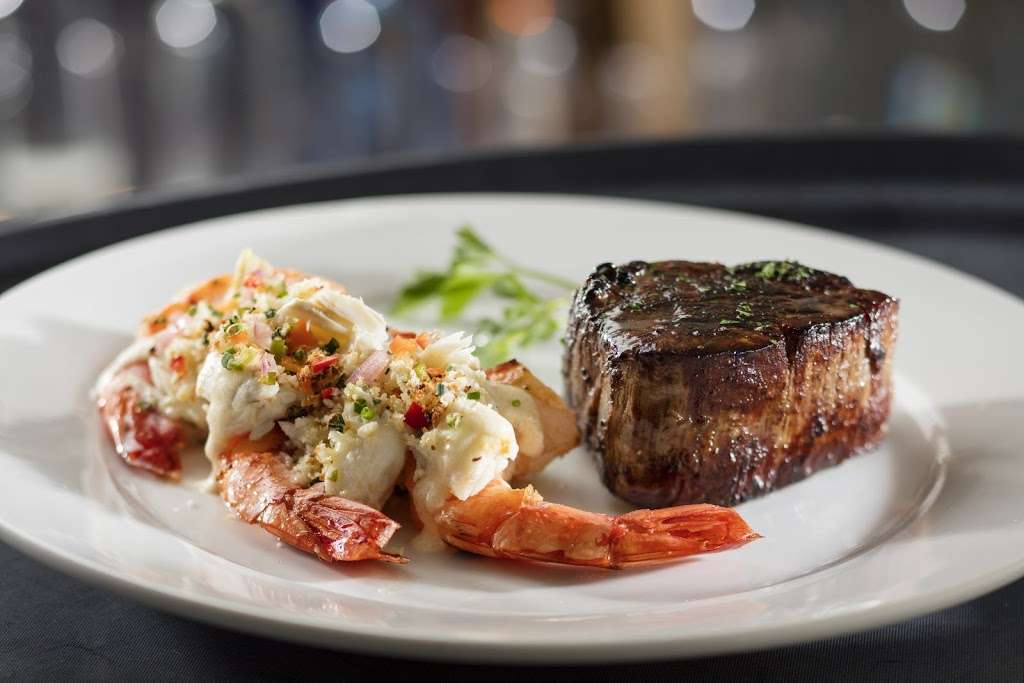 Eddie Vs Prime Seafood | 1370 Bison Ave, Newport Beach, CA 92660, USA | Phone: (949) 720-9925