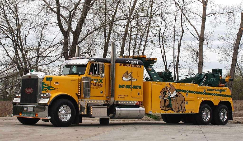 Fox Recovery and Towing | 720 Grand Ave, Fox Lake, IL 60020, USA | Phone: (847) 587-6076