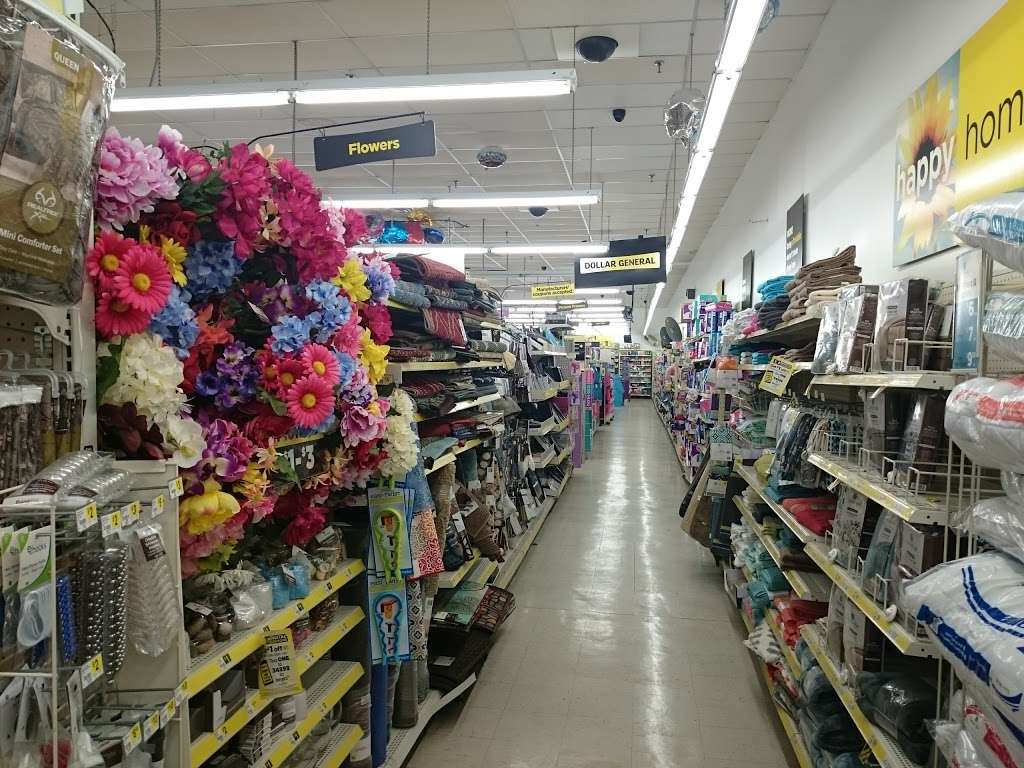 Dollar General | 4401 E 10th St, Indianapolis, IN 46201, USA | Phone: (317) 351-0027