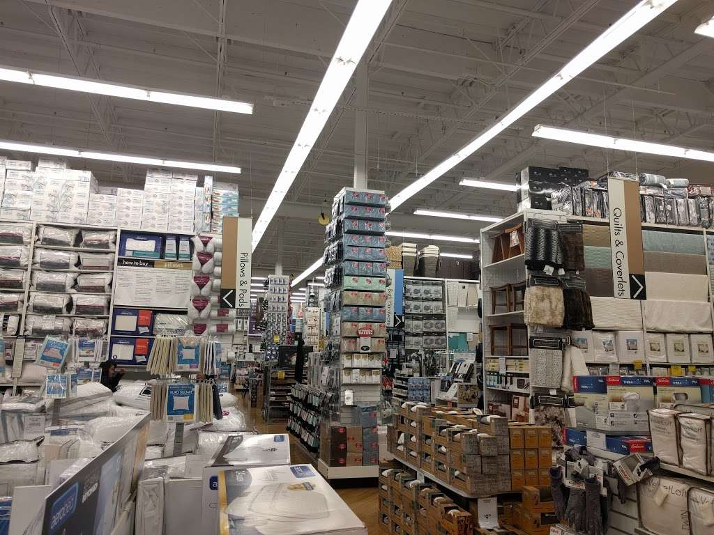 Bed Bath & Beyond | 13021 Peyton Dr, Chino Hills, CA 91709, USA | Phone: (909) 465-1550