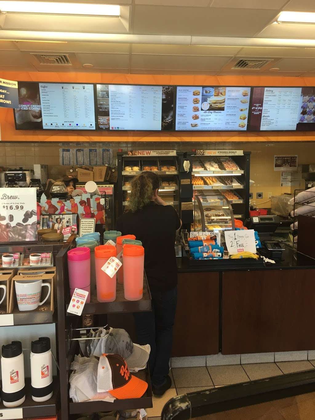 Dunkin Donuts | 620 Fellsway, Medford, MA 02155, USA | Phone: (781) 395-9727